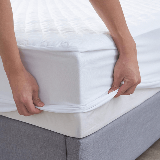 PlushTopper™ Quilted Mattress Protector